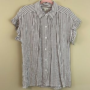 Max Studio button up ruffle sleeve blouse size L